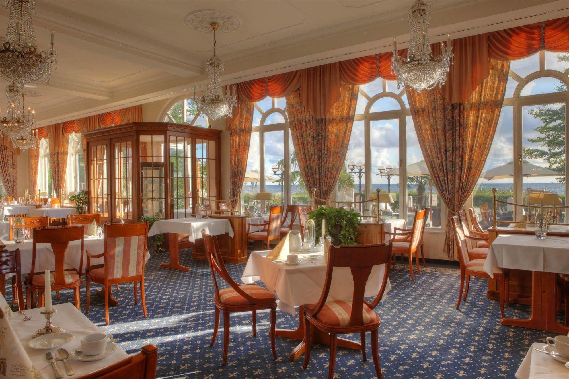 Seetelhotel Strandhotel Atlantic Heringsdorf  Eksteriør billede
